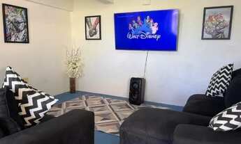 Imagem 6: Casa de condomínio para aluguel tem 600 metros quadrados com 4 quartos