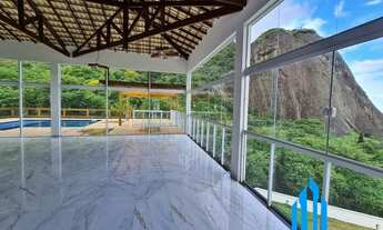 Imagem 7: Casa Cinematográfica em em meio a Mata Atlântica no ponto turístico em Buenos Aires, Guar