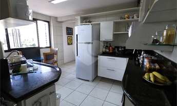 Imagem: Apartamento de 213m² com 4 suítes mais