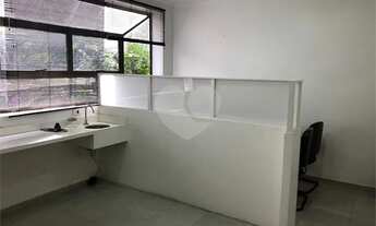 Imagem 3: Comercial para locação no Itaim. Pé na calçada. Casa de 2 andares, pode alugar separadamen