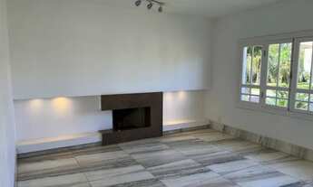 Imagem 4: Casa de condomínio térrea para venda tem 335 metros quadrados com 4 quartos