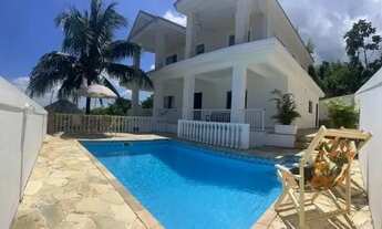 Imagem 7: Casa de condomínio para aluguel tem 600 metros quadrados com 4 quartos