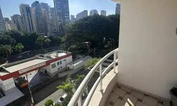 Imagem 2: 2 Dormitórios (1 suíte) 3º dormitório foi aberto para ampliar a sala, 1 wc social