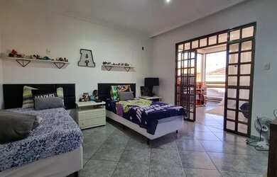 Imagem 2: Sobrado no setor Celina Parque Sobrado com 4 Quarto(s) e 6 banheiro(s) à Venda, 375 por R