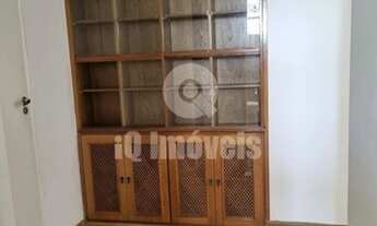 Imagem 4: Moema com dois dormitórios, uma vaga, quarto e banheiro de empregada