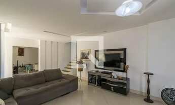 Imagem 3: Casa à Venda - Brás de Pina, 3 Quartos, 300 m2