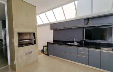 Imagem 2: Casa de condomínio térrea para venda com 220 metros quadrados com 3 quartos