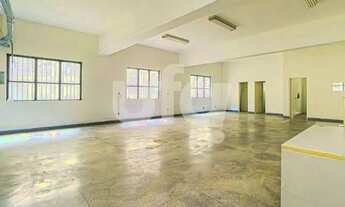 Imagem 7: Casa à venda ou para alugar no bairro Sumaré, com 9 salas, 500m²