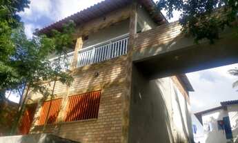 Imagem: Aluga-se casa na beira do rio em Barreirinhas