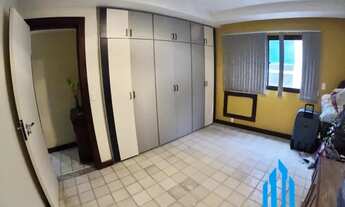 Imagem 7: Apartamento para venda possui 247 metros quadrados com 4 quartos em Centro - Guarapari - E