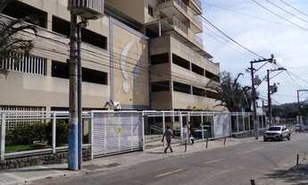 Imagem 2: Todo Amplo ! Apartamento com 3 dormitórios