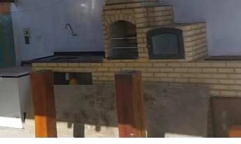 Imagem 2: Casa com piscina