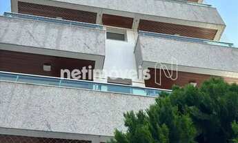 Imagem: 3 quartos no castelo