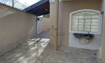 Imagem 2: Sobrado para aluguel tem 150 metros quadrados com 4 quartos