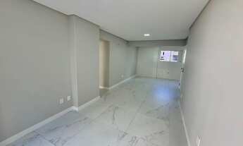 Imagem 6: Apartamento todo reformado no Centro de Balneário Camboriú/SC, com 3 quarto e 1 vaga