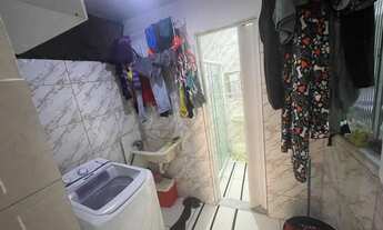 Imagem 4: ALUGA-SE CASA ACONCHEGANTE COM SUITE E VARANDA - EXCELENTE LOCALIZAÇÃO