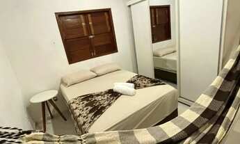 Imagem 3: Casa Ampla e Sofisticada com 4 suítes e piscina disponível para locação