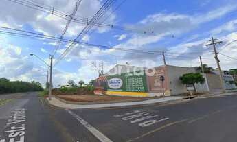 Imagem 2: Visibilidade e Valorização: Terreno de Esquina Comercial ao Lado do Parque das Amoras II