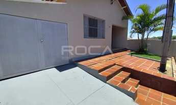 Imagem 2: Casa Padrão para Alugar no Centro de São Carlos - 2 Dormitórios