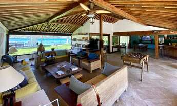 Imagem 2: Maravilhosa Residência pé na areia a venda na Ferradura