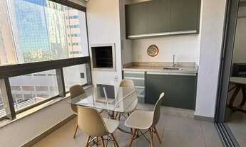 Imagem: Apartamento com armários planejados sendo