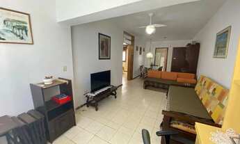 Imagem: Na praça da Av. FlavioBoianowisk, 02dorm.ar