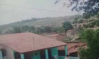 Imagem 2: Vendo casa com ponto comercial garagem 2 quartos quintal