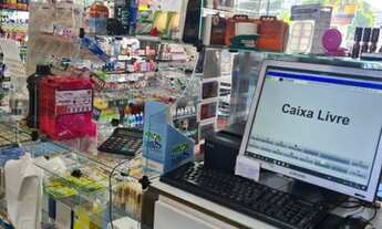 Imagem 6: Drogaria à venda