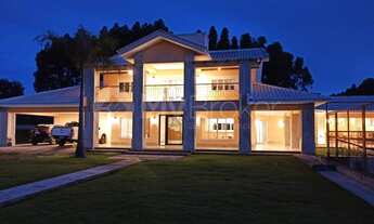 Imagem: Chácara para moradia e lazer, localizada