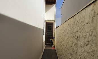 Imagem 4: Casa para venda possui 176 metros quadrados com 3 quartos em Castelo - Valinhos - SP