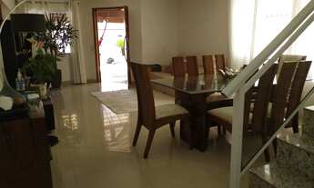 Imagem: Niterói - Casa Padrão - Itaipu