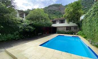 Imagem: Casa para venda tem 316 metros quadrados