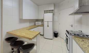 Imagem 5: Apartamento pronto e reformado, bela vista e sacadona, laser para todos!