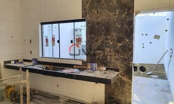 Imagem 5: Sobrado para venda tem 101 metros quadrados com 3 quartos em Santa Mônica - Uberlândia - M