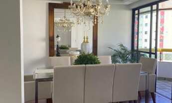 Imagem 3: Apartamento para venda com 211 metros quadrados com 4 quartos em Pituba - Salvador - BA