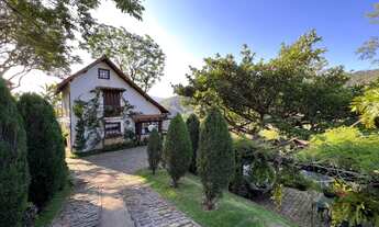 Imagem 7: Casa de condomínio para venda possui 936 metros quadrados com 4 quartos