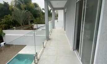 Imagem 6: Casa nova, clean, 4 dormitorios, suítes com piscina em condomínio