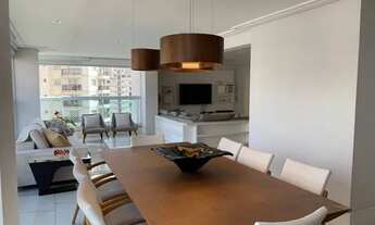 Imagem 6: Apartamento para venda possui 246 metros quadrados com 4 quartos