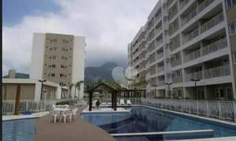 Imagem 2: Apartamento com 2 dormitórios à venda, 68 m² por R$ 410.000,00 - Curicica - Rio de Janeiro