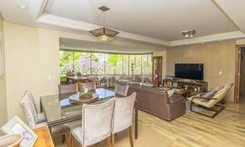 Imagem 2: Apartamento para venda possui 124 metros quadrados com 3 quartos em Petrópolis - Porto Ale