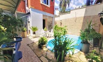 Imagem: Casa de 4 quartos para alugar no bairro