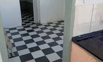 Imagem 2: Casa de fundos 1 quarto ,sala e cozinha. Jardim santa Lúcia ( prox havan