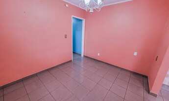 Imagem 4: Cód.: 13142 - Sobrado de 180m² com 03 dormitórios e planejados, 02 vagas de garagem. Jardi