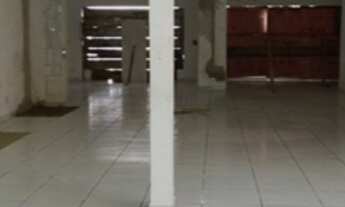 Imagem 3: Alugo Av. Ana Costa em Santos, Sobradão 667 m2, ótima localização, grandes salões, 6 salas