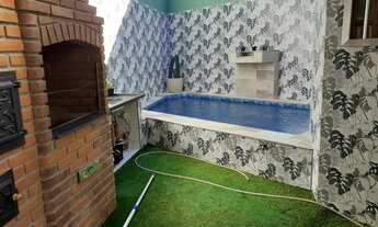 Imagem: Casa com Piscina e churrasqueira lado praia