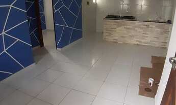 Imagem 2: Apto térreo com garagem, gradeado e varanda (Aluguel