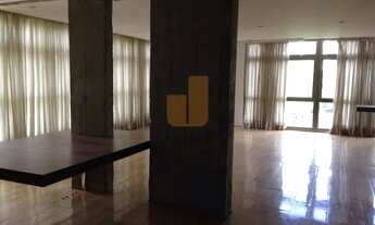 Imagem 7: APARTAMENTO CHARMOSO COM VISTA PARA PRAÇA ESTHER MESQUITA