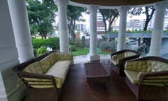 Imagem 6: Apartamento para venda tem 217 metros quadrados com 4 quartos em Aflitos - Recife - PE