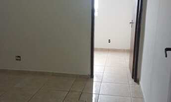 Imagem 4: ALUGO KITNETE COM GARAGEM EM ARNIQUEIRA