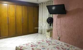 Imagem 2: Casa de 6 quartos, 2 salas e 2 cozinhas no Bosque de Itapeba - Maricá